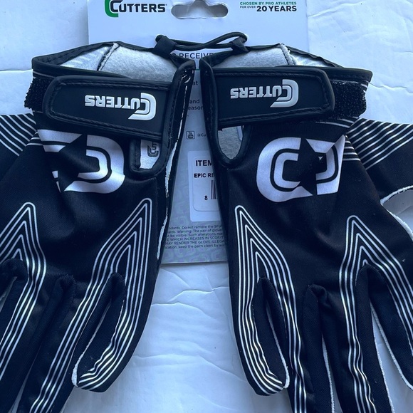 Football Receiver Grip Gloves Cutters YOUTH  Size S/M - Picture 2 of 5